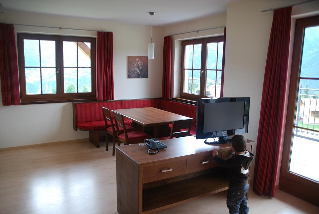 Appartement Apart Acasa à Fiss Chambre photo
