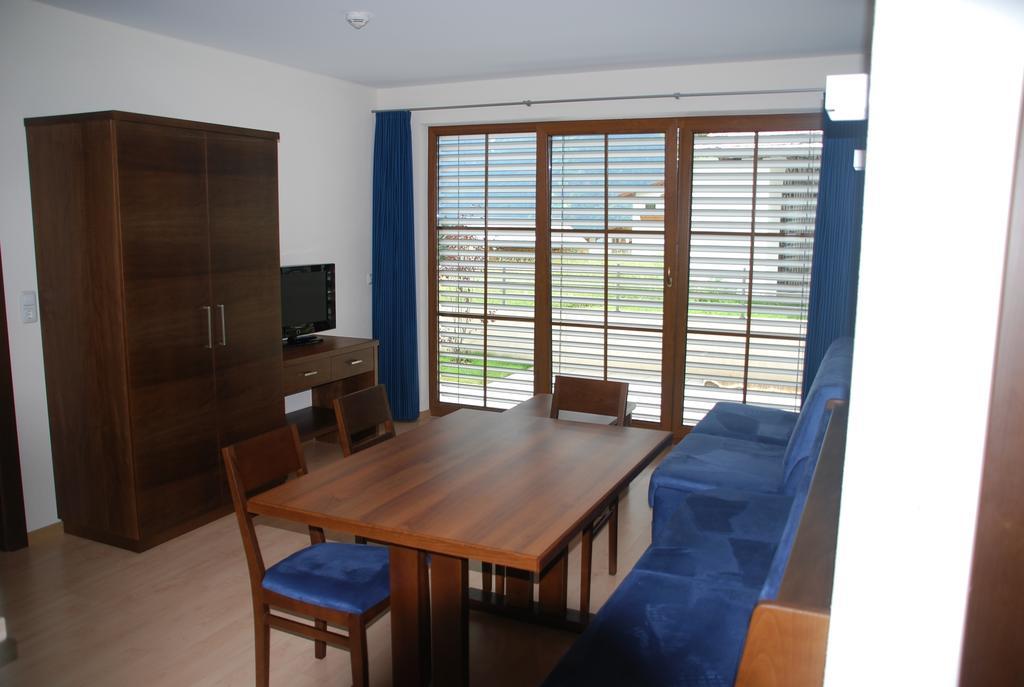 Appartement Apart Acasa à Fiss Chambre photo